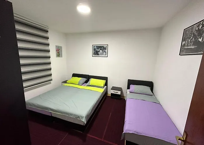 1 Bedroom Flat With Free Parking In Mostar A