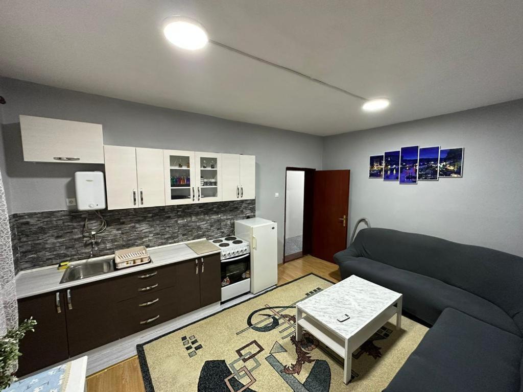 Lägenhet 1 Bedroom Flat With Free Parking In A Mostar